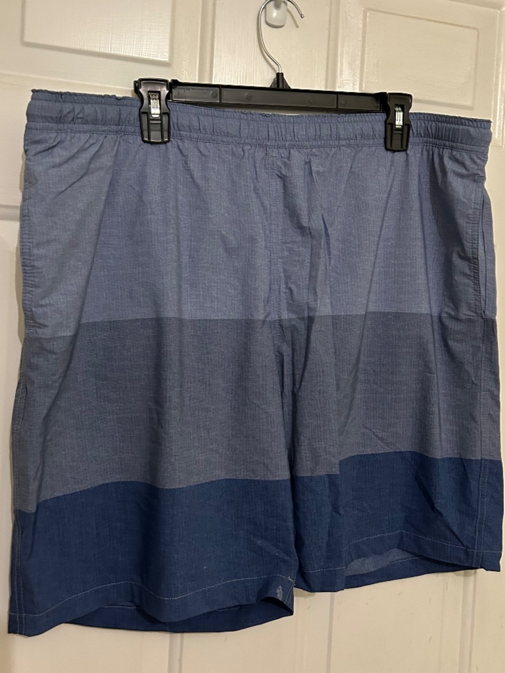 Kirkland Signature, XXL, Blue swim shorts